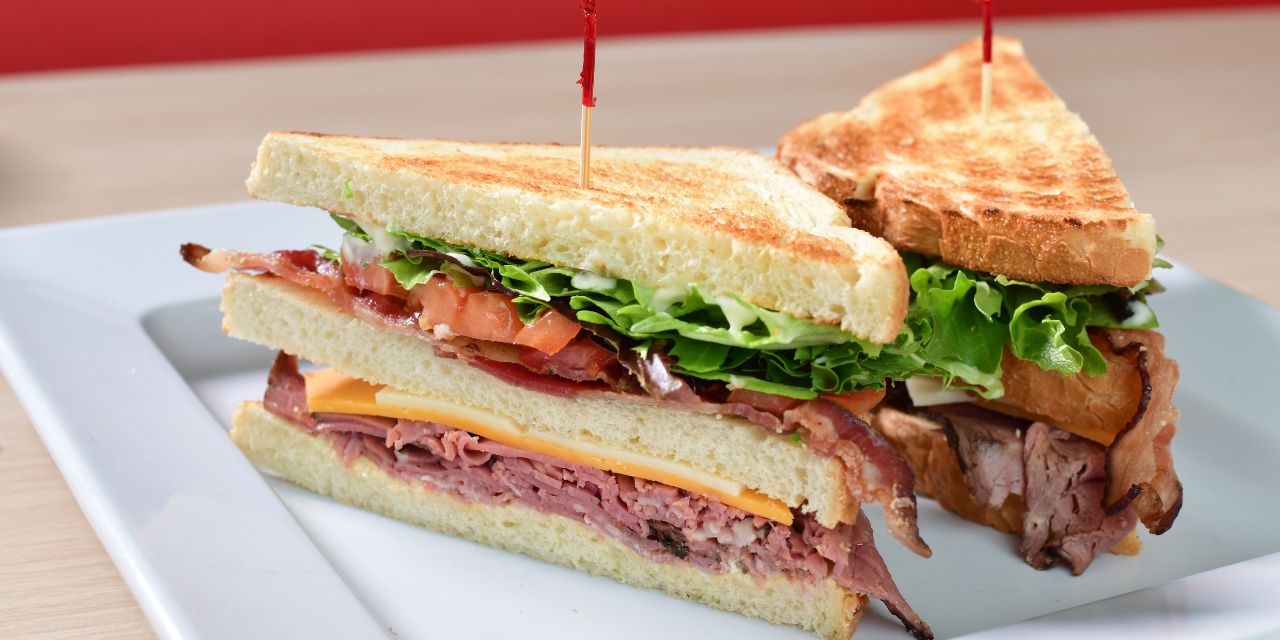 Tommy Salami's — Wisconsin Dells in Wisconsin Dells, WI | Bucky Book listing