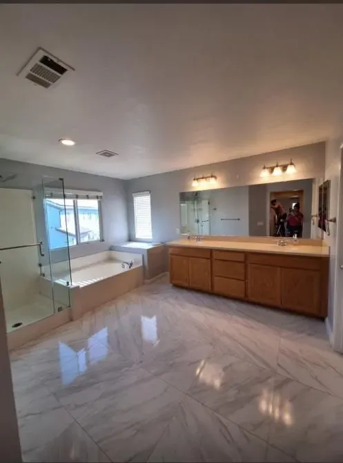 Sabrina and J Housekeeping — Expert Bathroom Detail Cleaning