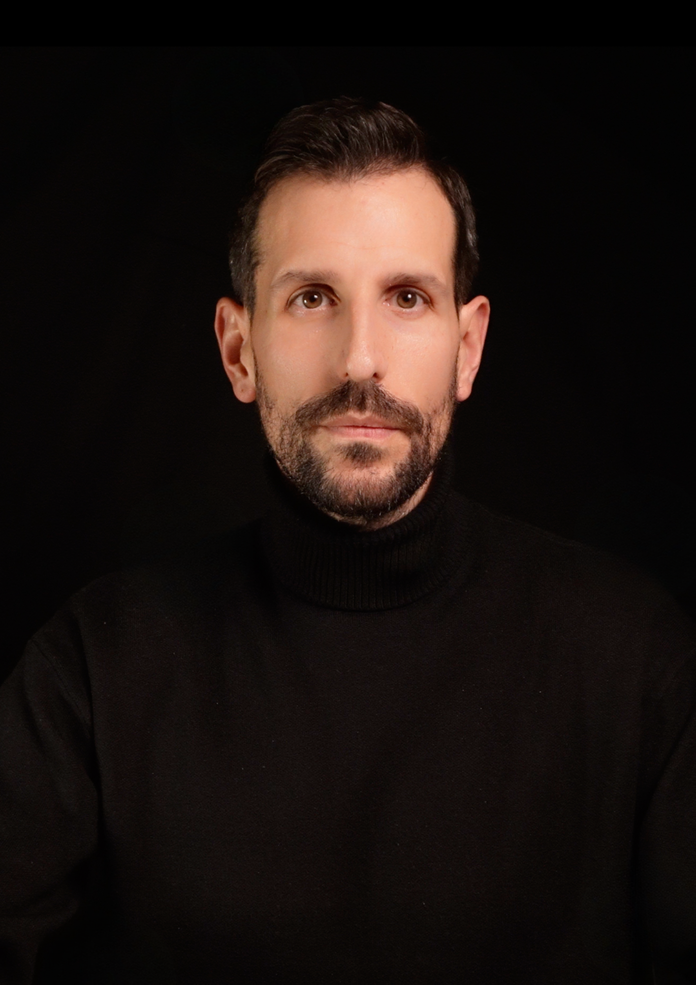 Daniel Gallardo — Arquitecto y Fundador de Arquitecto Premium™