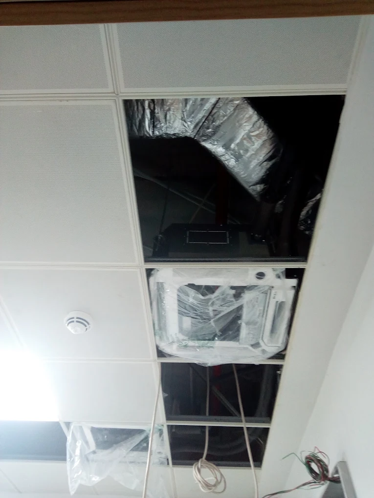Lekki Commercial Space: Cassette AC & Exposed Ductwork Fit-Out: HVAC project in Lagos