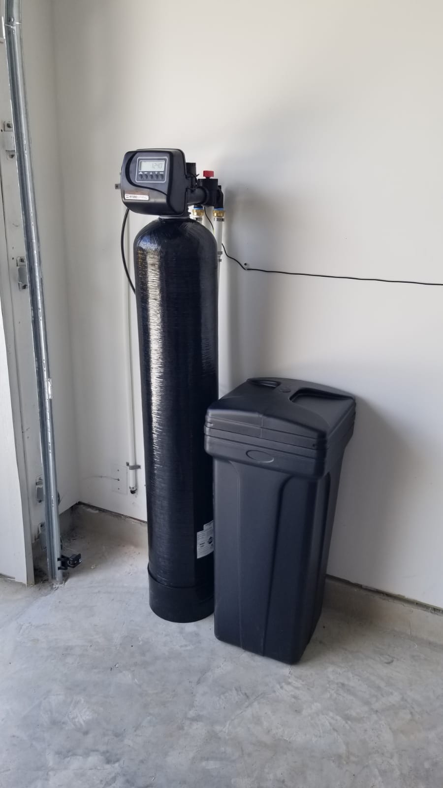 Brookwell black water softener tank with metered valve and salt tank