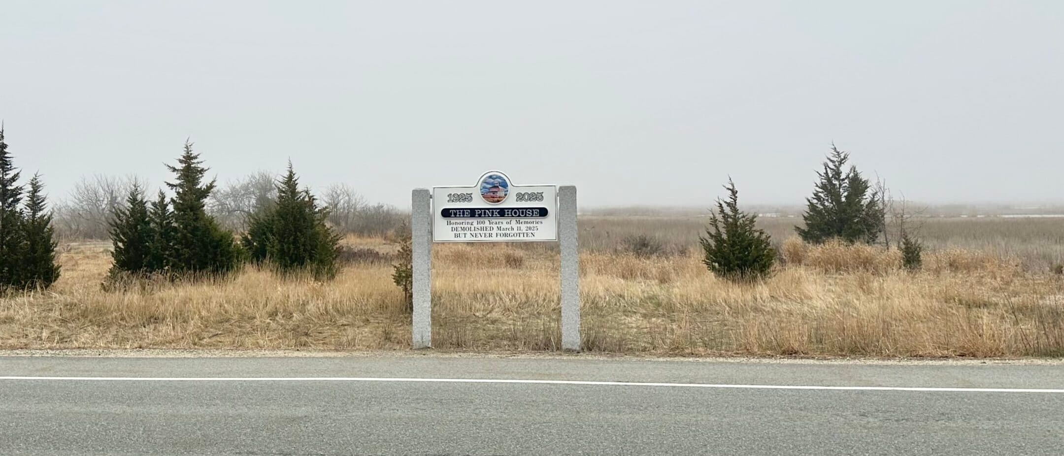 The Pink House Memorial Sign is Elegant and Forceful, but Lacks Visibility