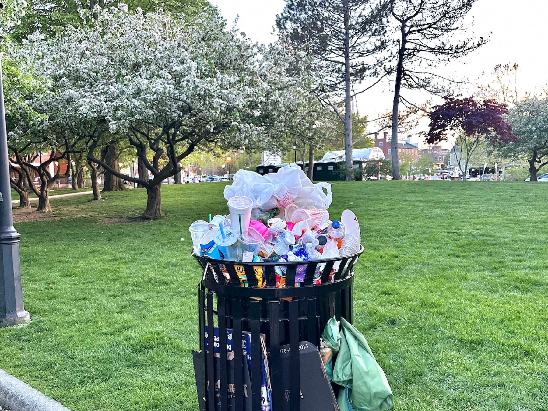 Japan Removed Public Trash Cans, and Its Streets Are Spotless. Would That Work Here?