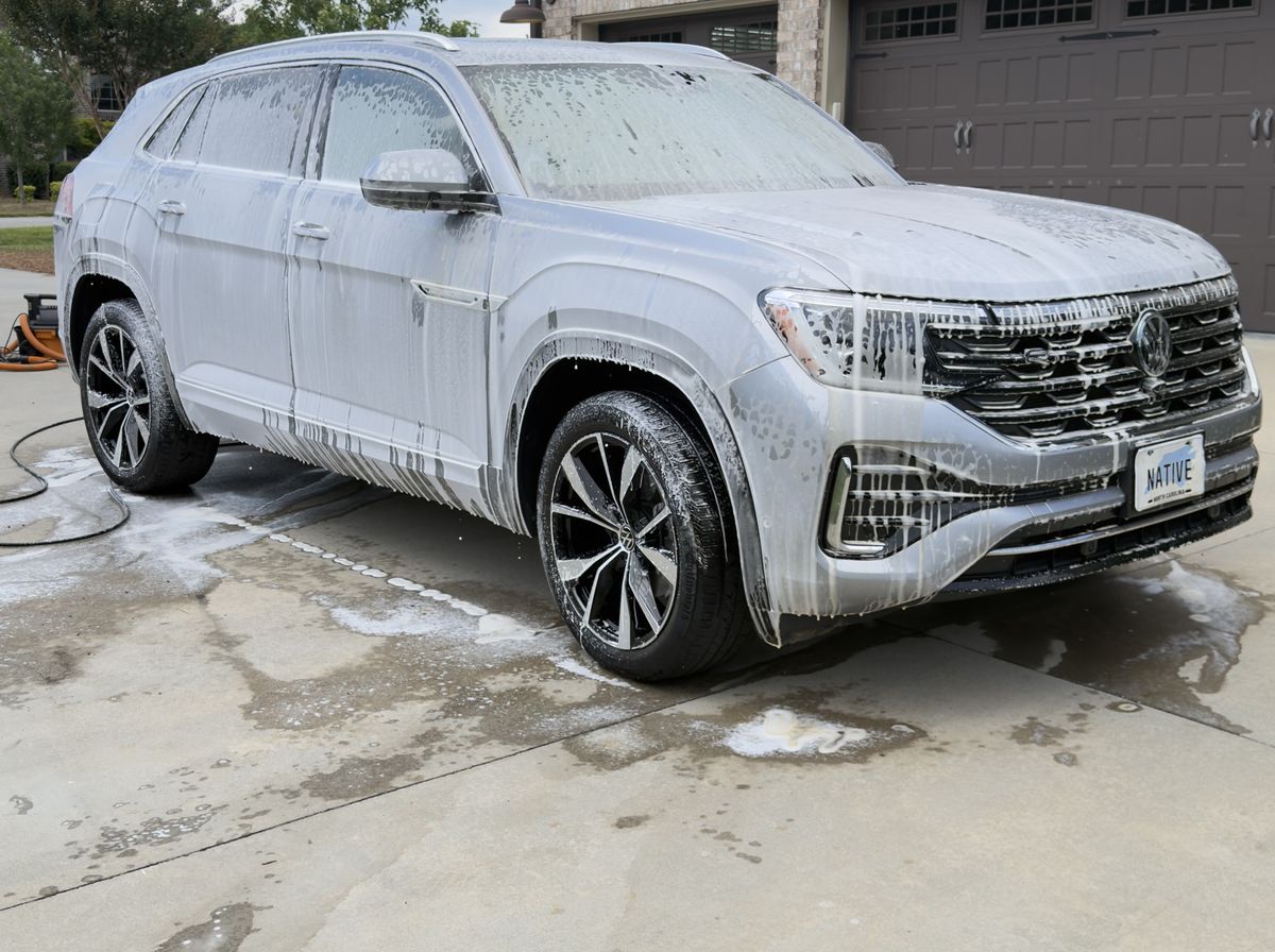 Volkswagen Atlas mid-wash during a mobile detail in Oak Ridge