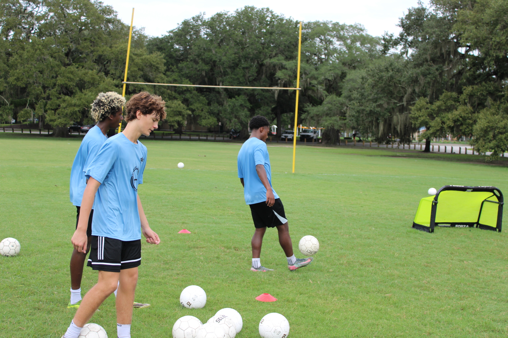 Mini-goal finishing & tactical decision-making exercises