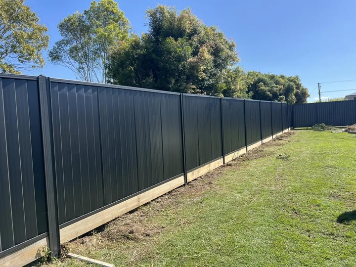 31m Colorbond Boundary Fence – Caboolture — fencing project in Caboolture QLD by Moreton Bay Fencing Services
