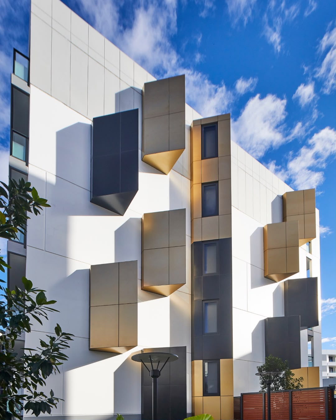 Meriton Suites Sydney Airport detail view 3