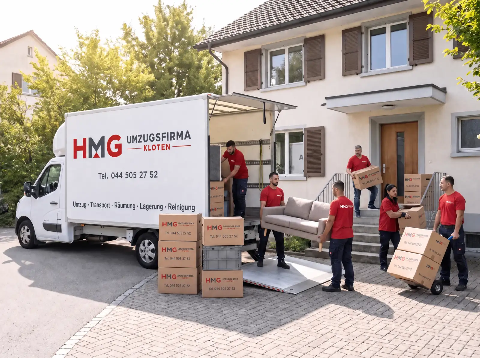 HMG Umzugsfirma Kloten Team im Einsatz