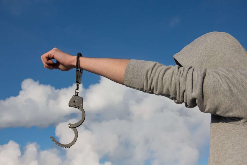 8 Questions to Ask Before Choosing a Bail Bondsman