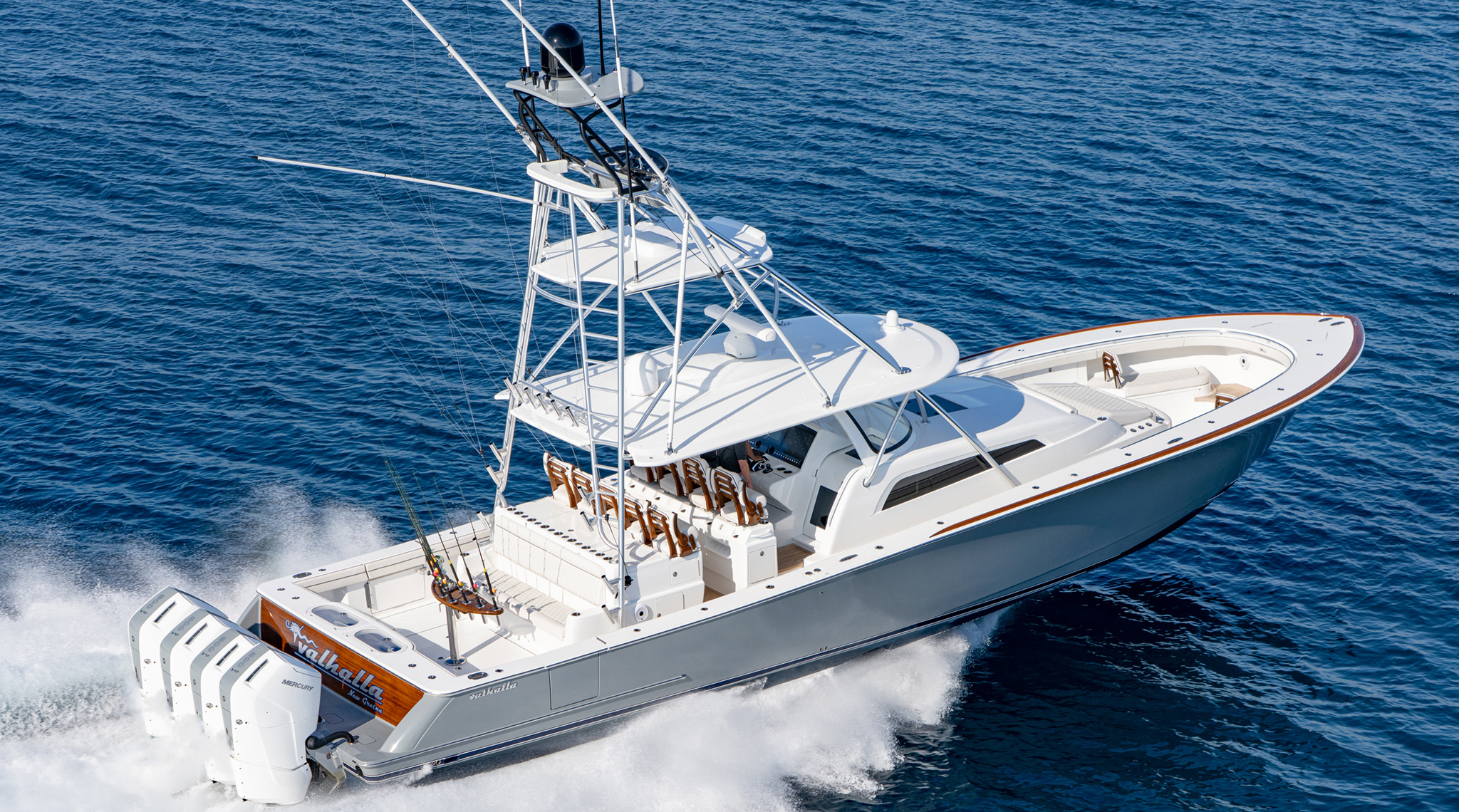 Center console offshore vessel serviced by Voyager Maritime