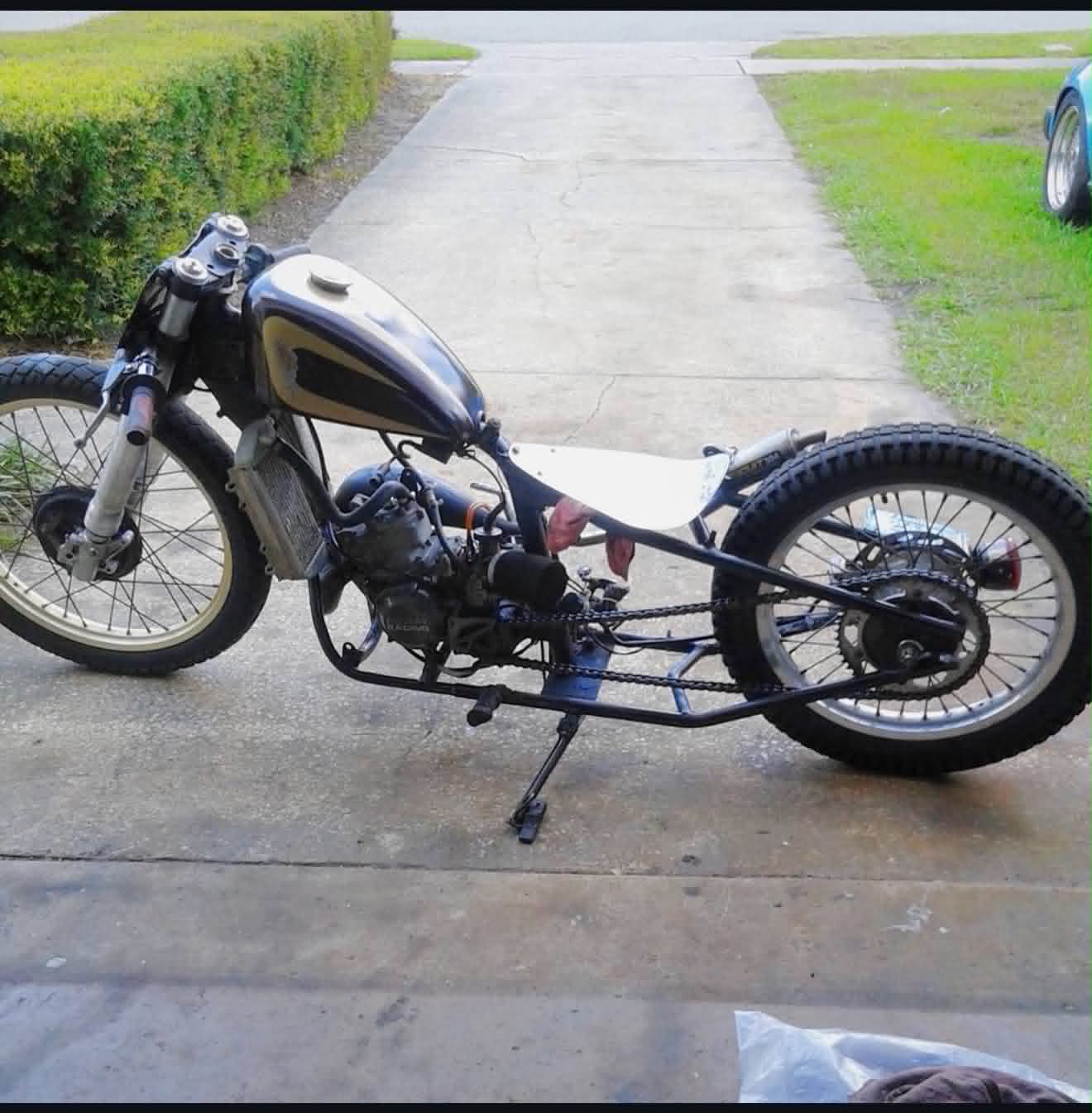 Honda CB frame-off restoration project in progress at Marlito workshop