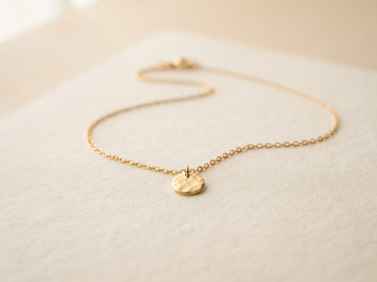 Gold Pendant Necklace