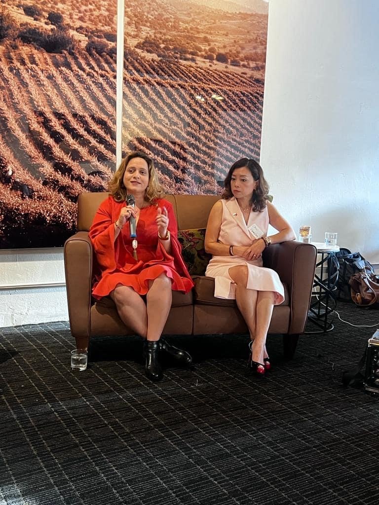 Dr. Meetu Bhatnagar in panel discussion at women's conference