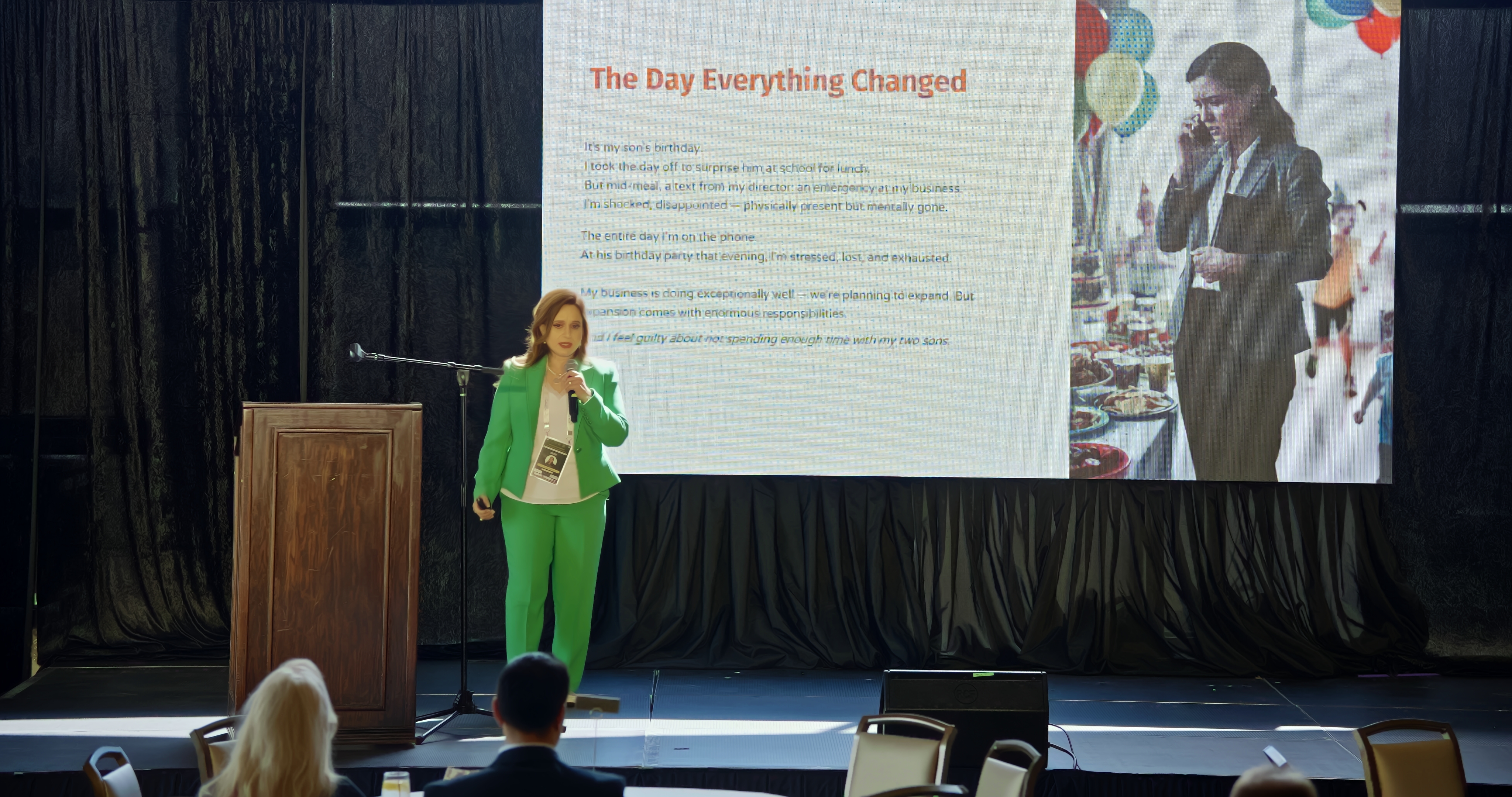 Dr. Meetu Bhatnagar delivering a keynote speech