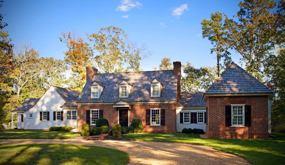 Classic Virginia brick colonial home exterior in the Leesburg area