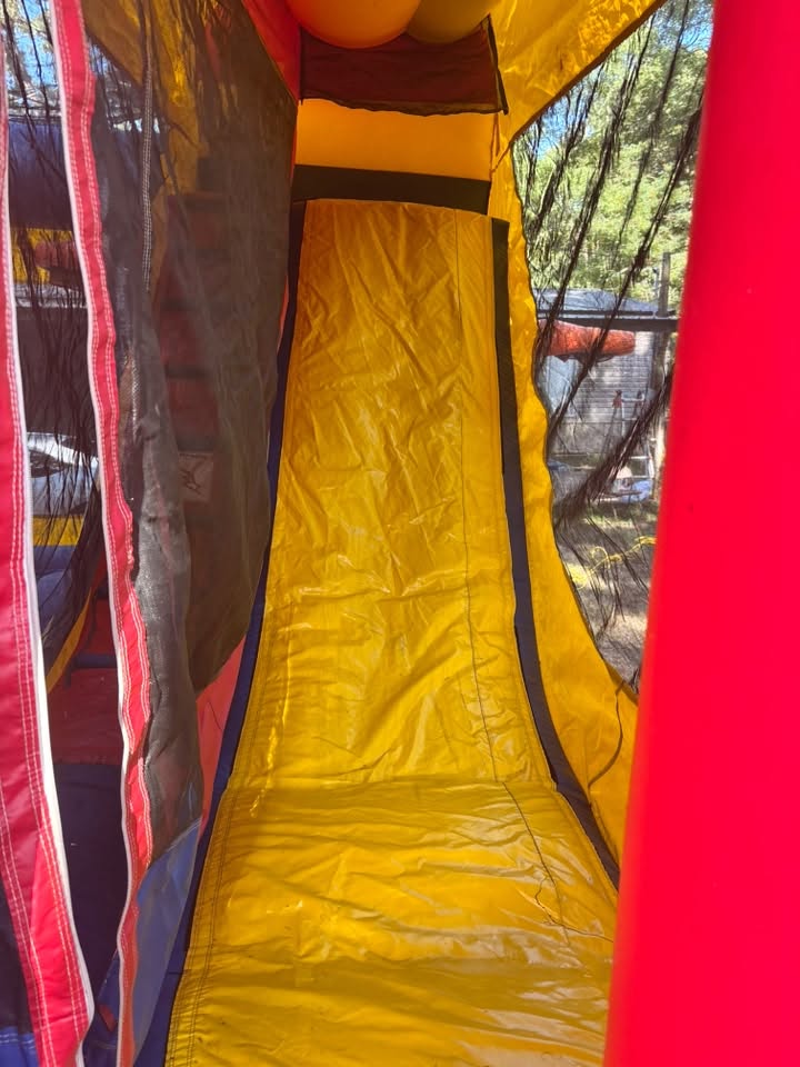 XL Bounce House and Slide combo with basketball hoops