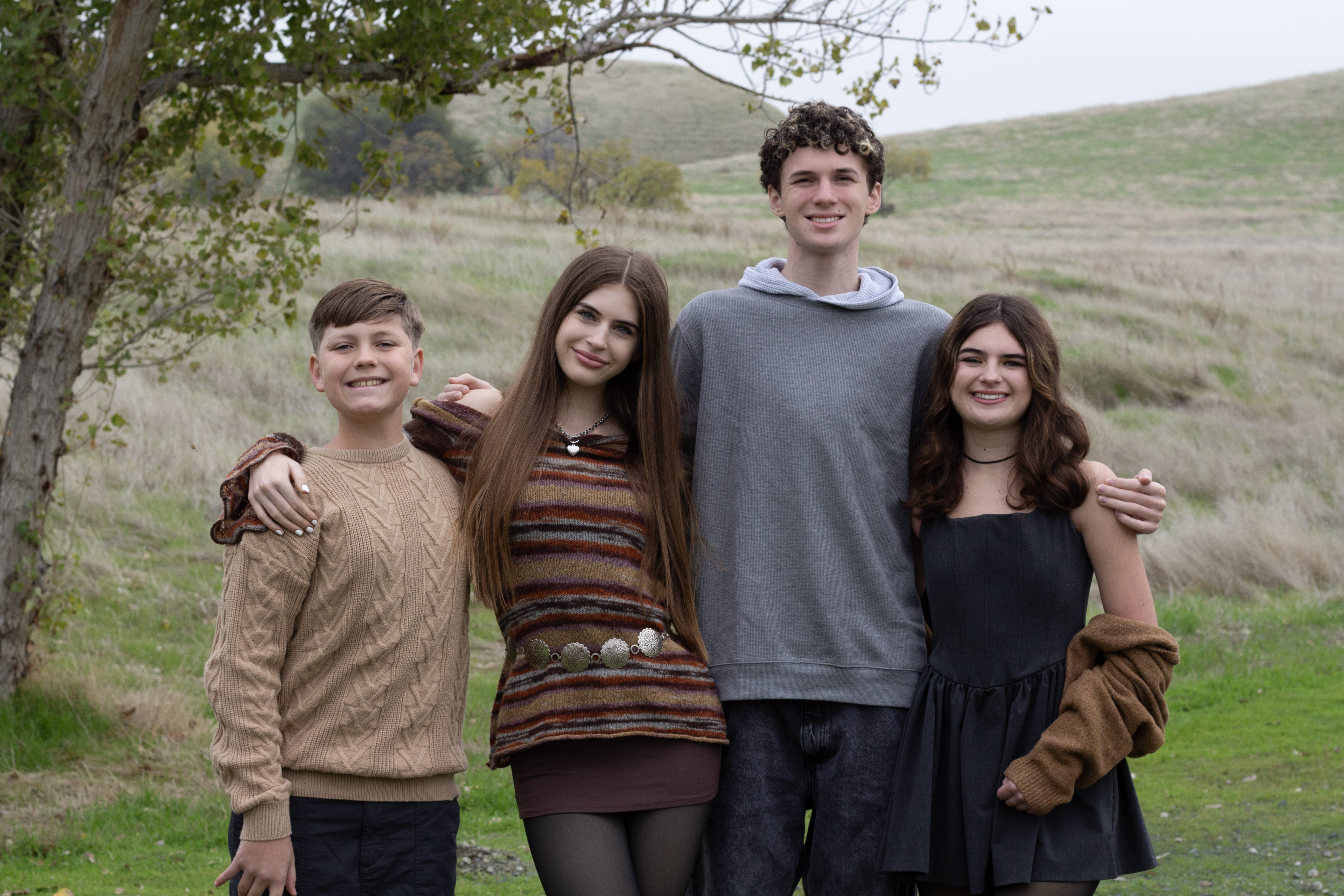 Sibling group of four portrait by Brooke Lazzarini