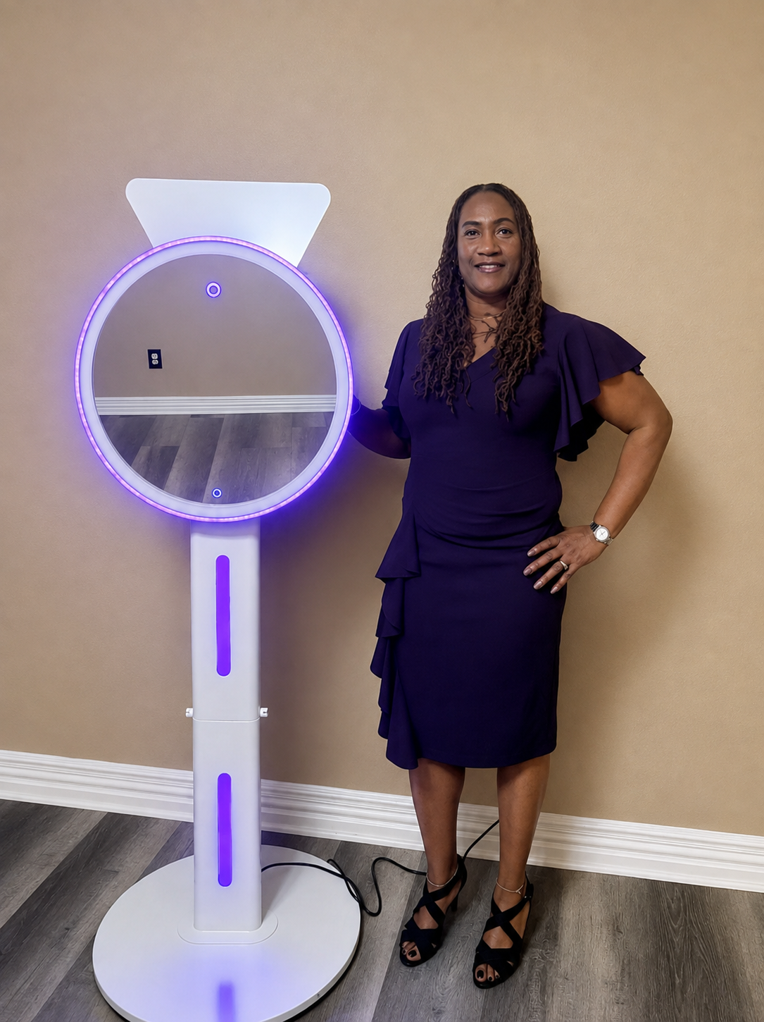 Glenda, founder of B.A.D Photogenics