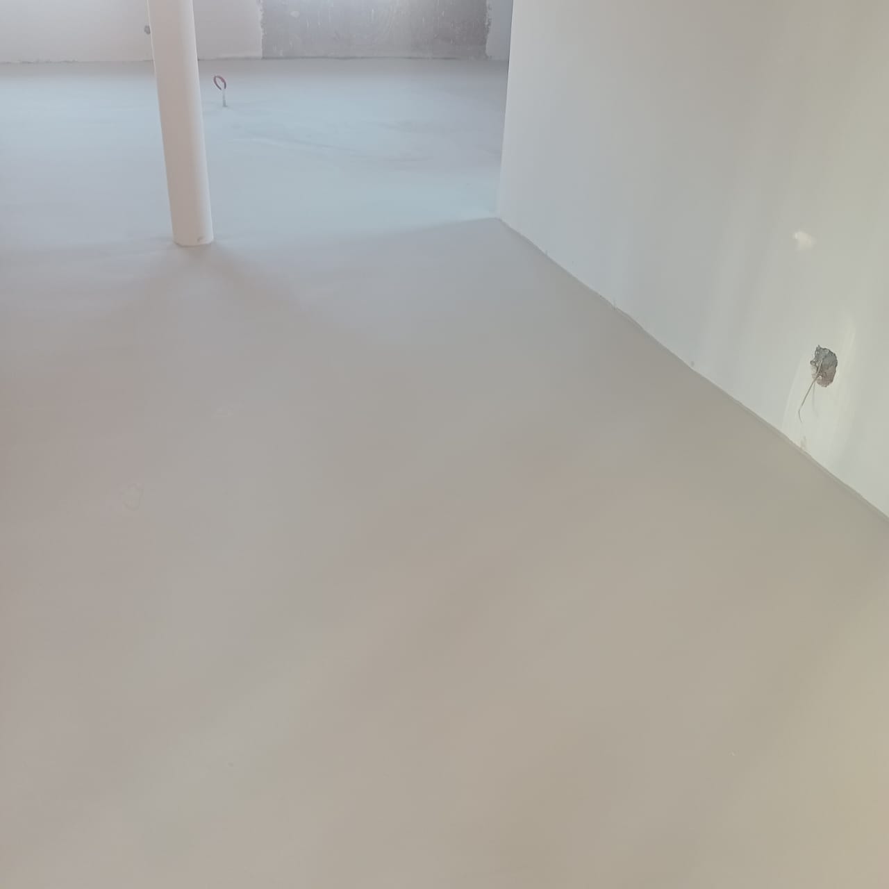Interior painting and plastering — smooth finish in Northcliff home