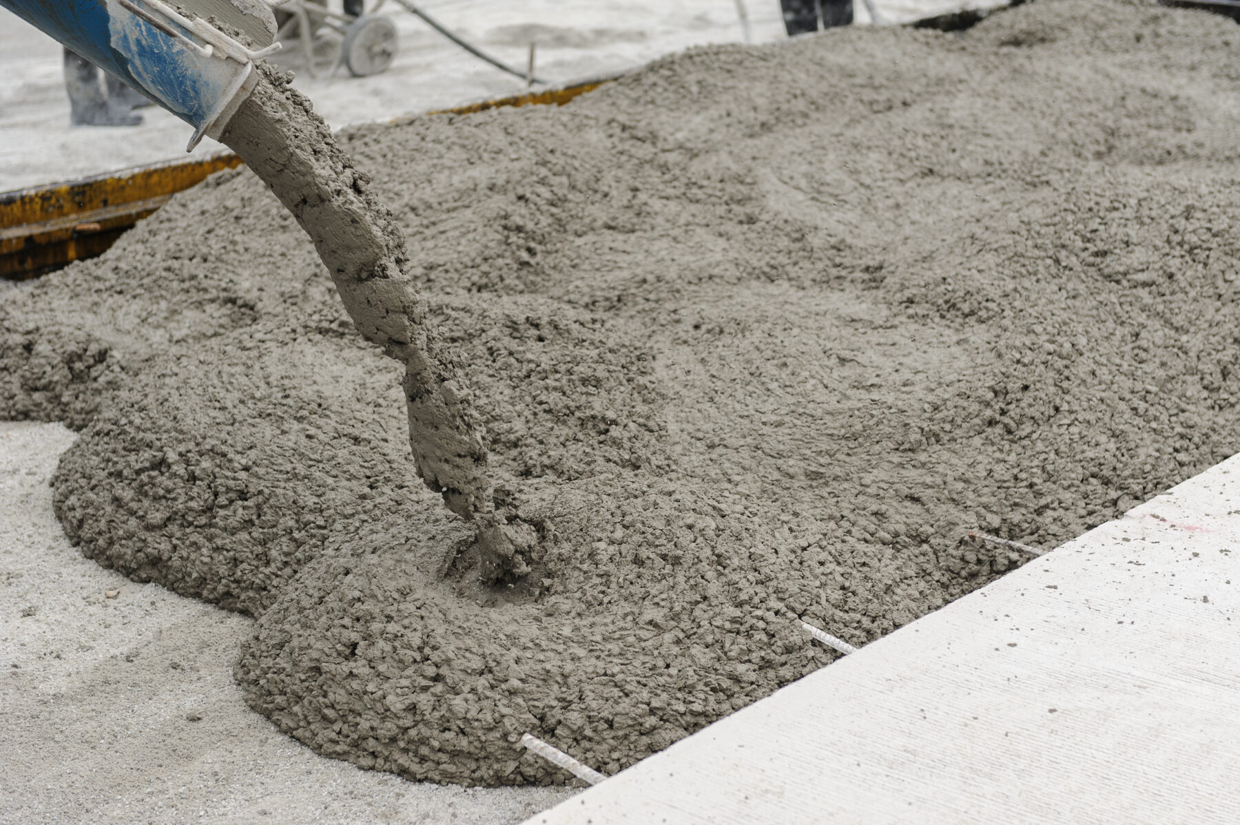 CONCRETE & DRIVEWAYS