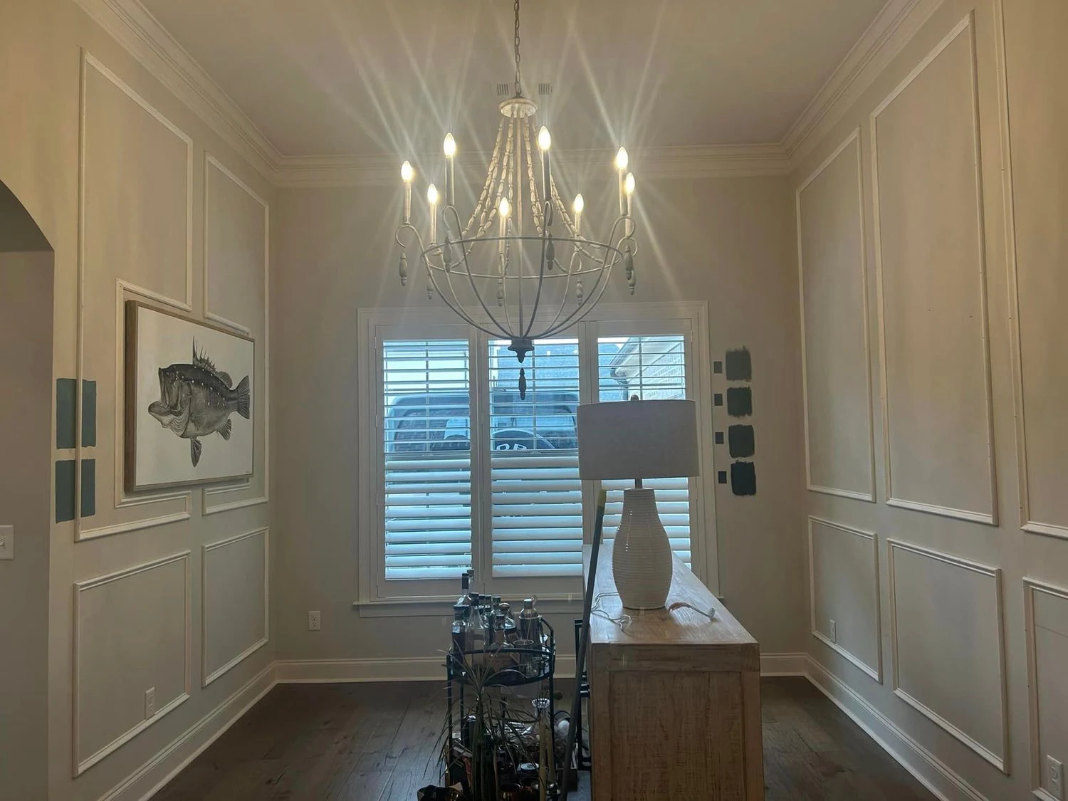 Precision painted accent wall trim moldings in executive lounge