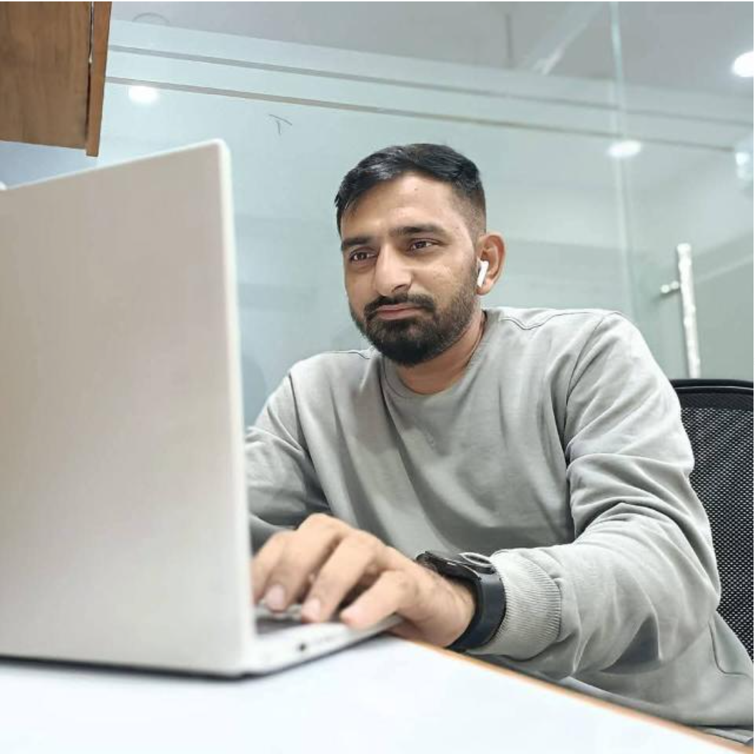 Vipul Algotar — Founder of AdsFunnel.io