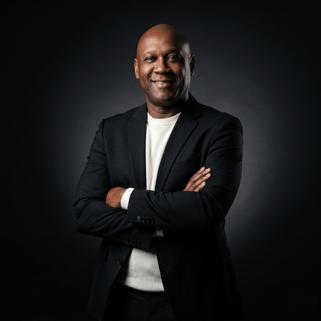 Larry Andrade, asesor inmobiliario premium en Ciudad de Panamá