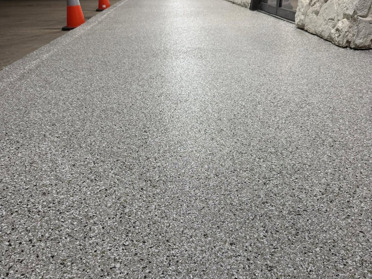Commercial Showroom Floor