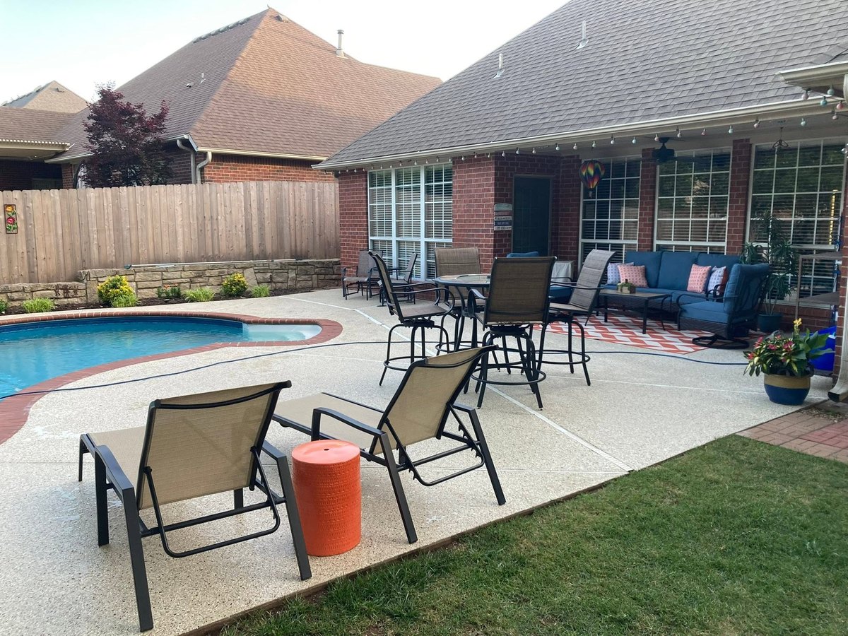 Pool Decks coating installation - slide 3