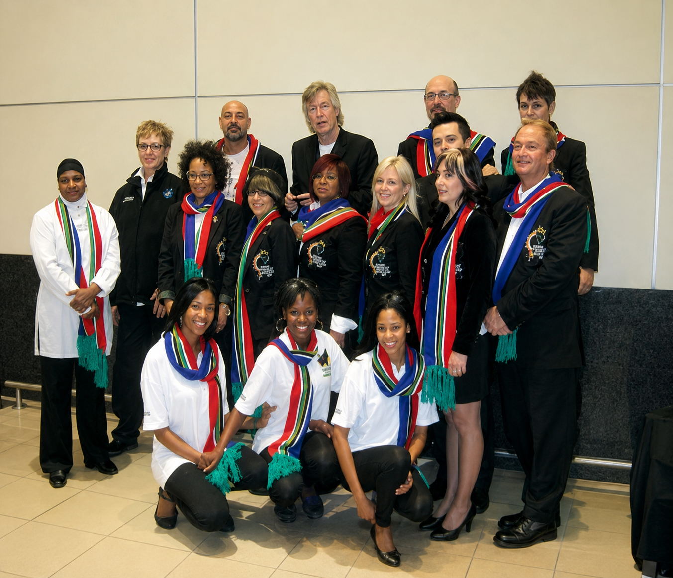 Ezra Isaacs with South Africa team for OMC Hairworld Paris 2010