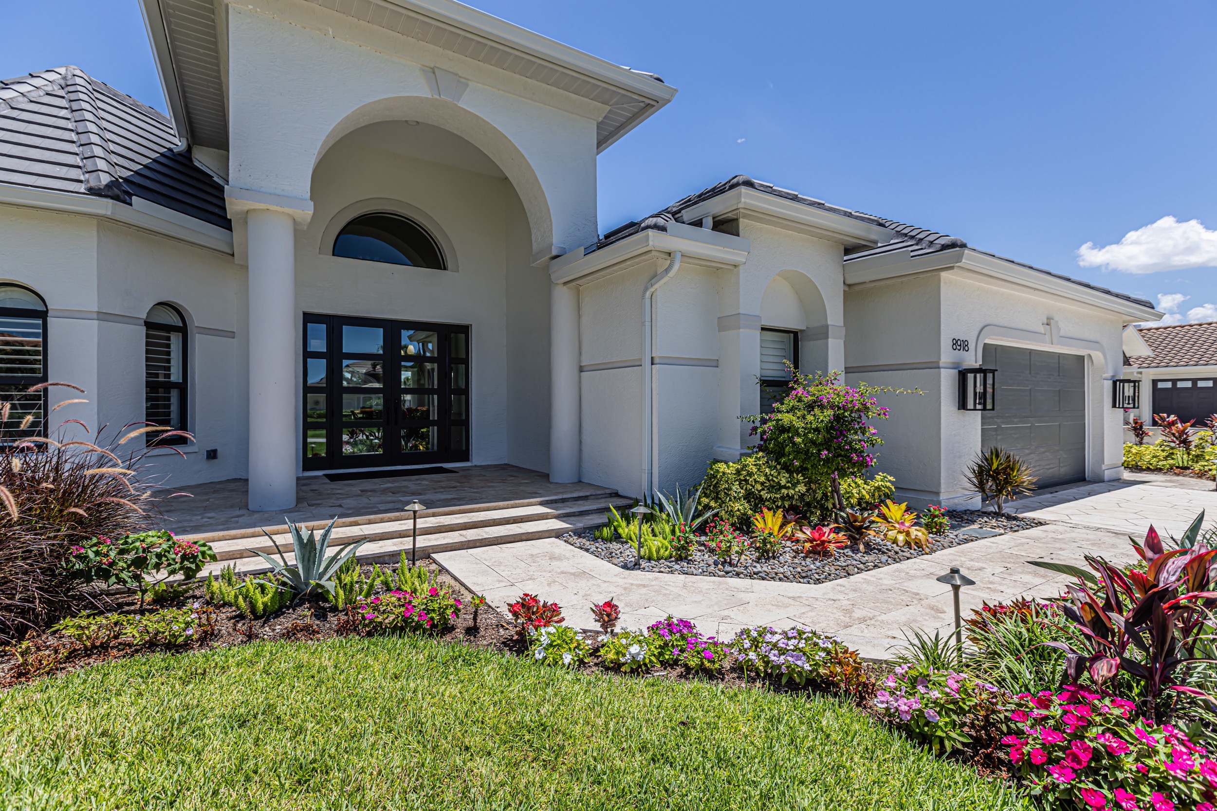 Residential — Luxury Estate Exterior