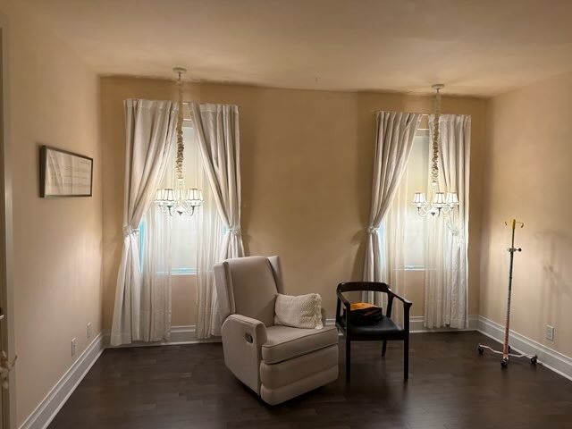 Elegant living room with warm beige painted walls by Paint And Remodeling Aguilar