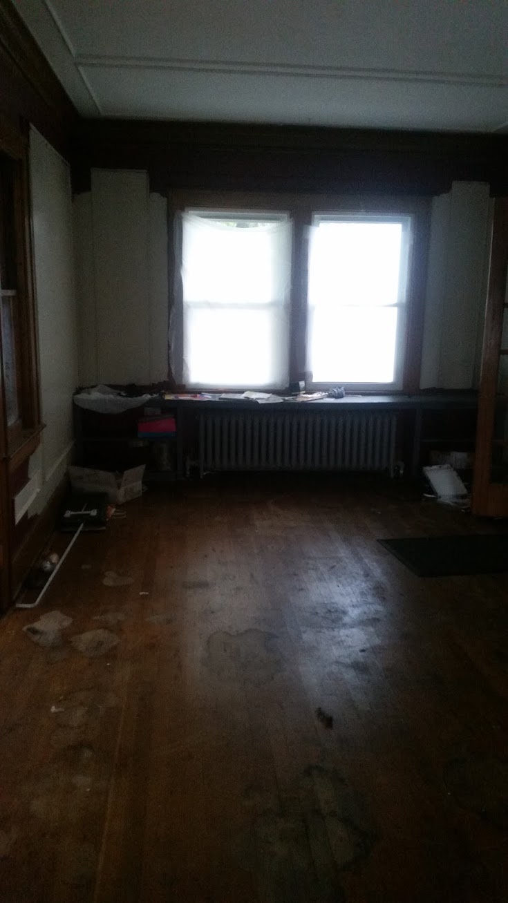 Living Room — Empty & Worn Floors — before