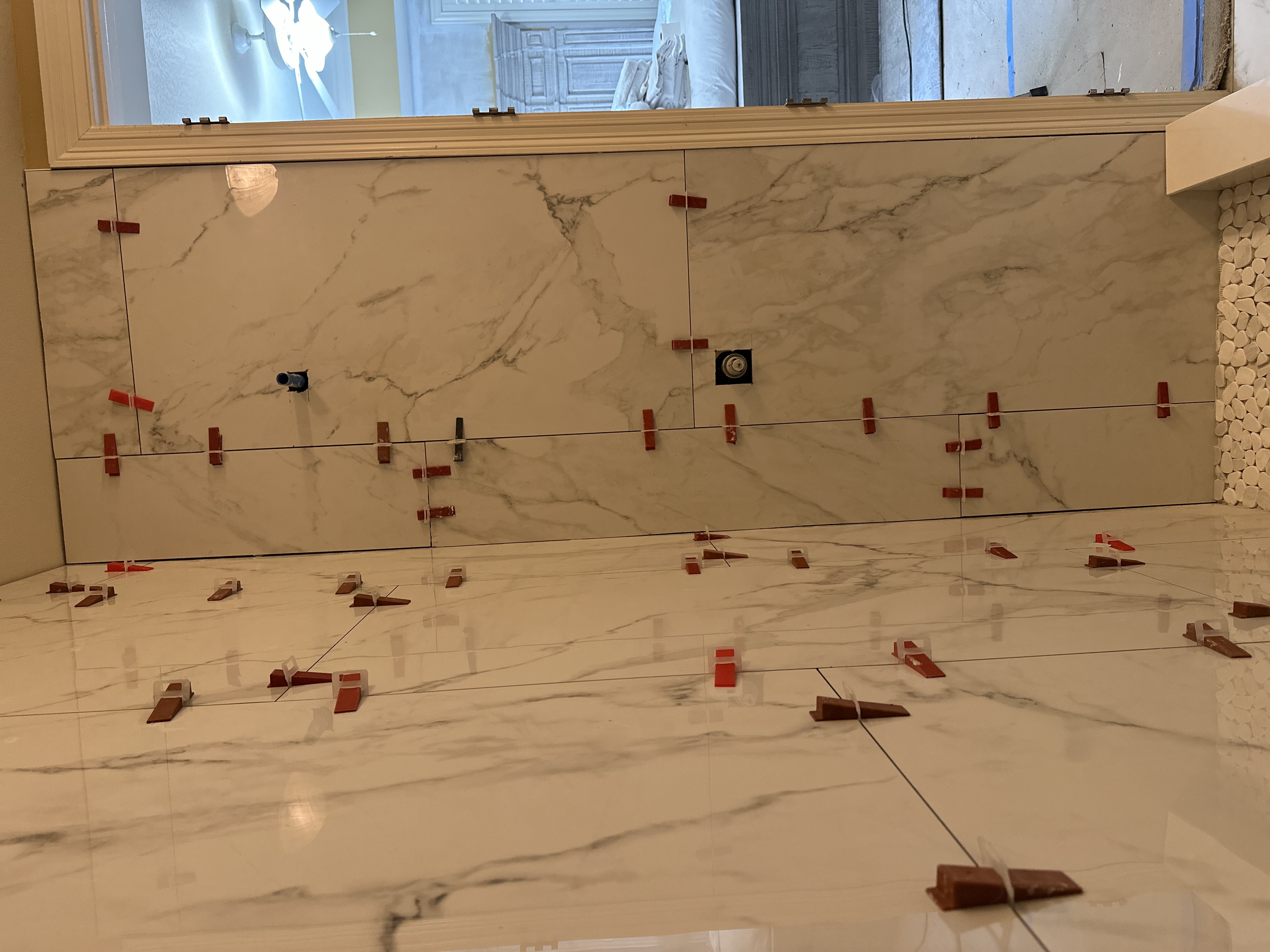 CUSTOM BACKSPLASH - MK Freitas
