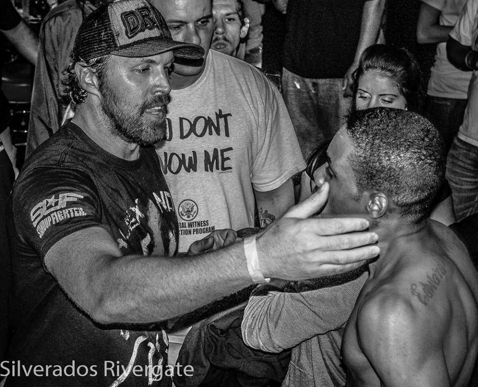 MMA coach Nashville TN Wildside — Michael Merriman cornering fighter