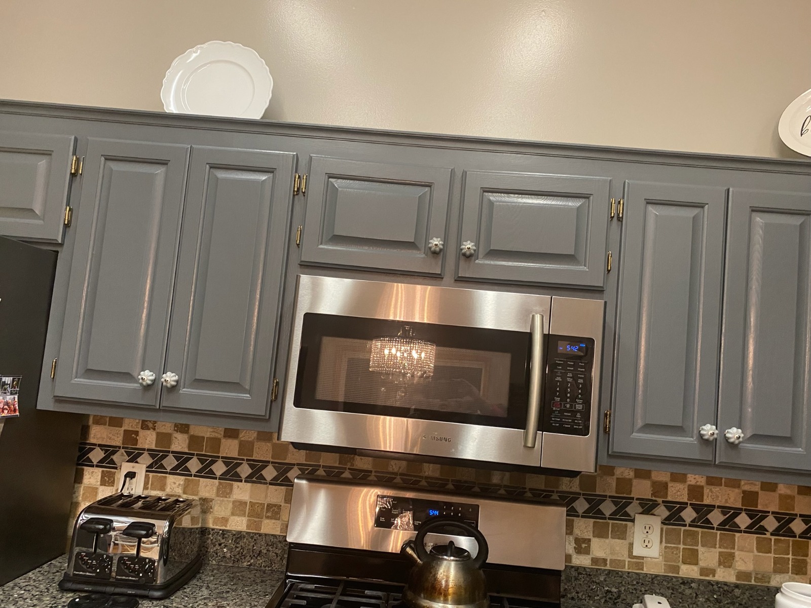 Upper Cabinets Over Range — Crisp Gray Transformation
