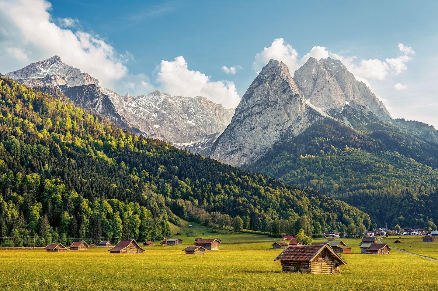 Alpine Landschaft bei Garmisch-Partenkirchen – Heimat von CortivoWeb