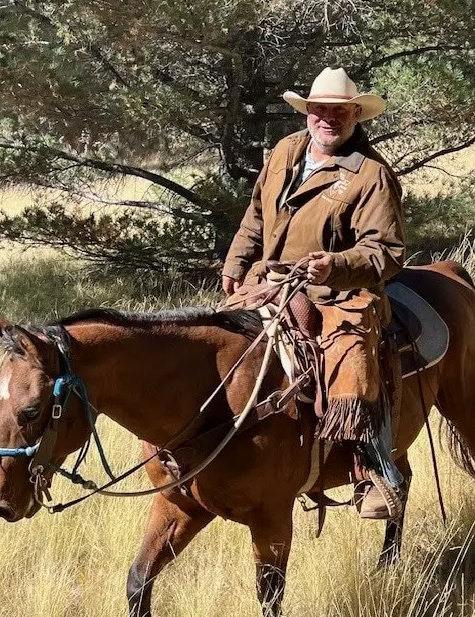 Dr. Chris Campo, DC, adjusting a horse at a Phoenix-area ranch