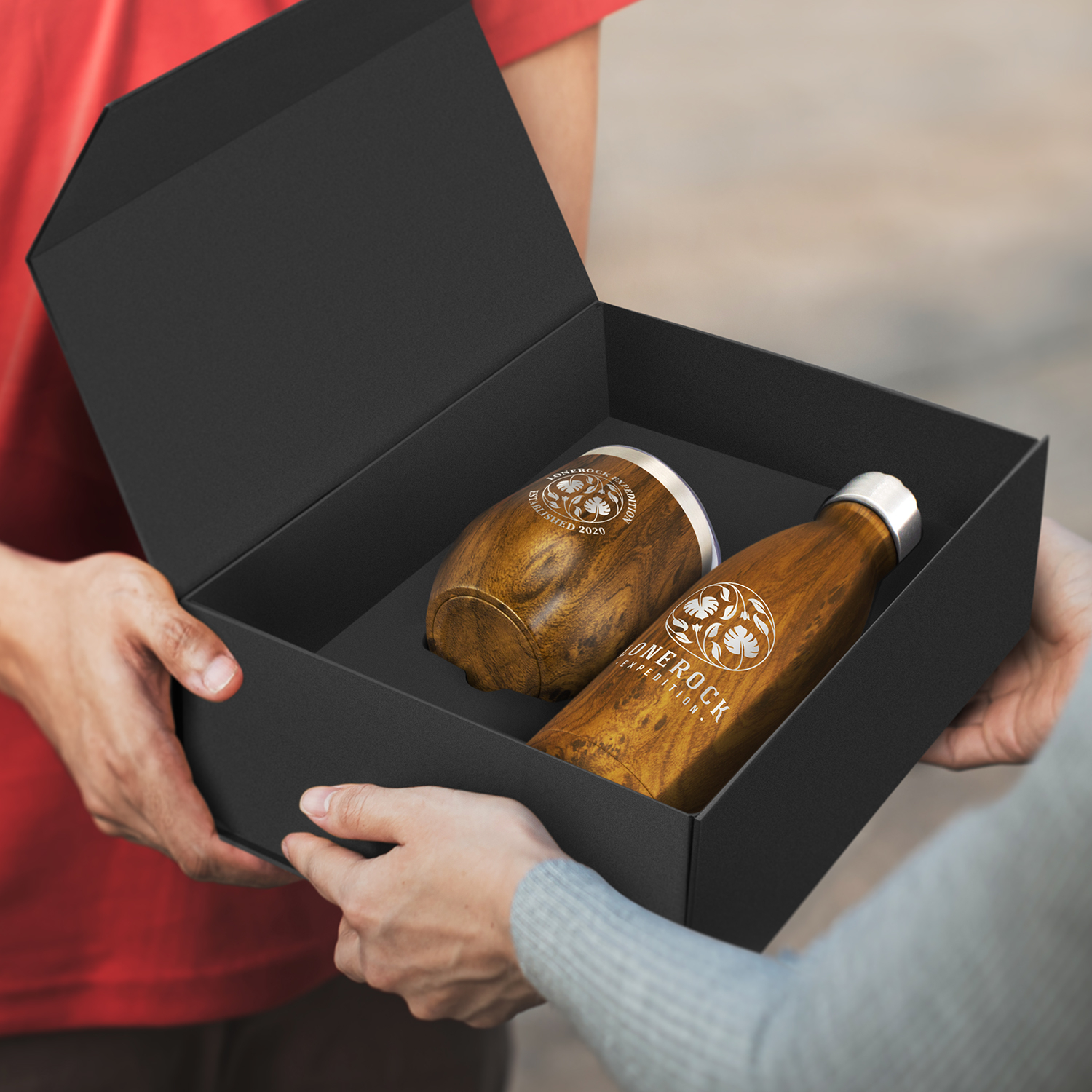 Heritage Vacuum Gift Set in a presentation gift box