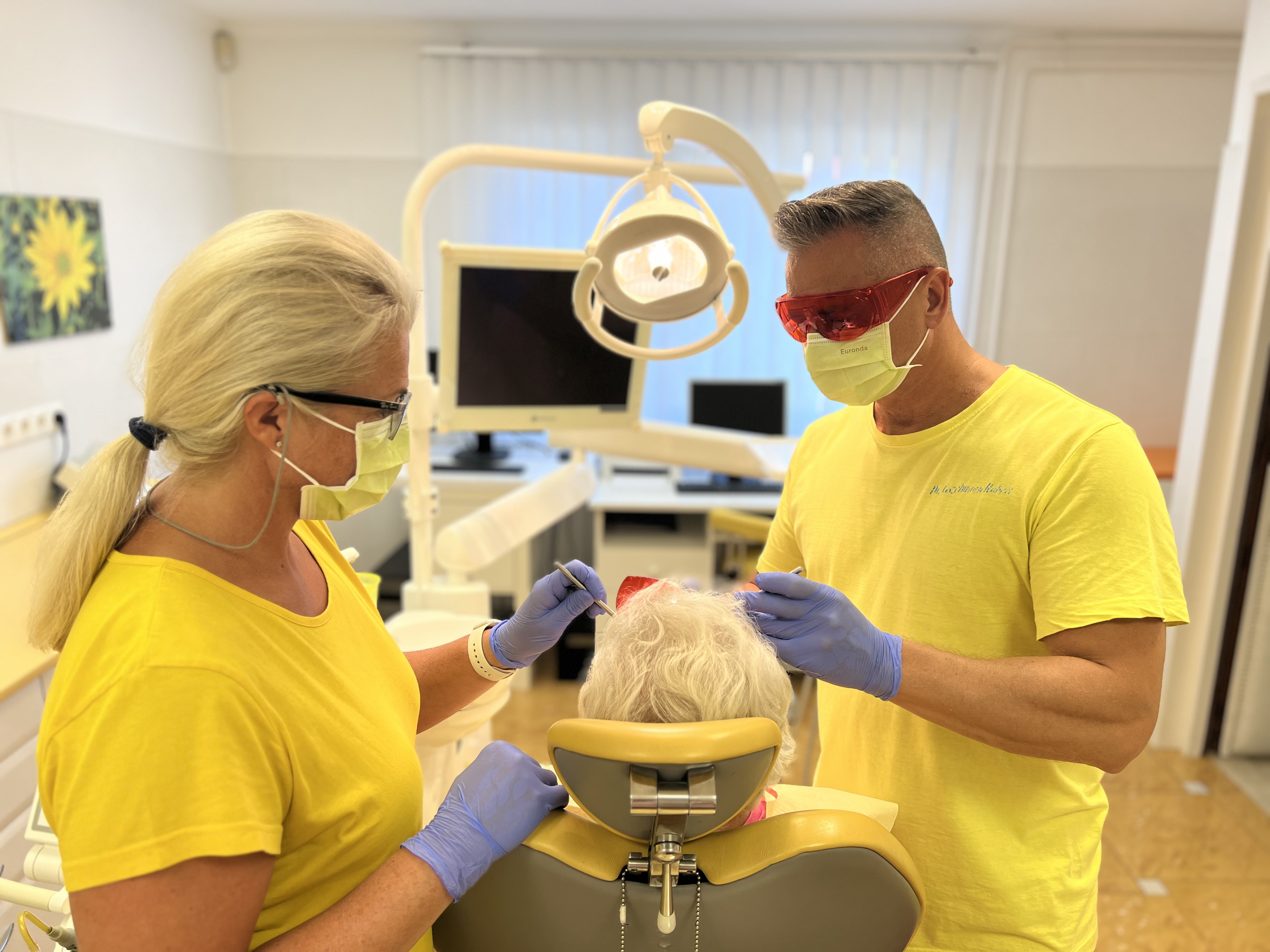 DentalCom dental clinic in Soltvadkert