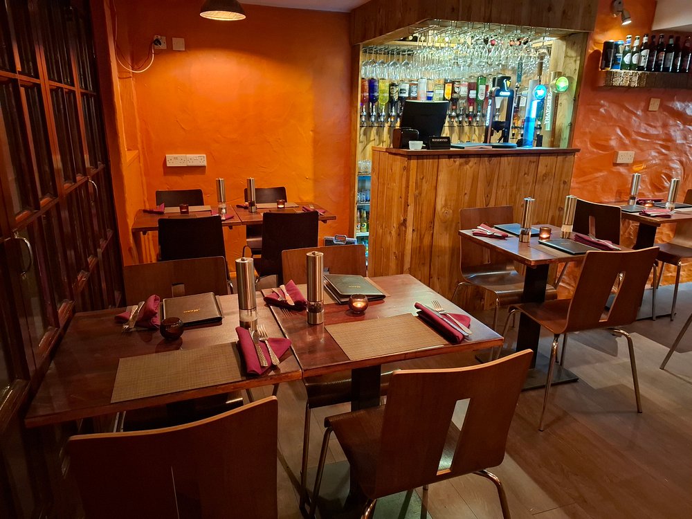 Sails Restaurant website preview — Hospitality