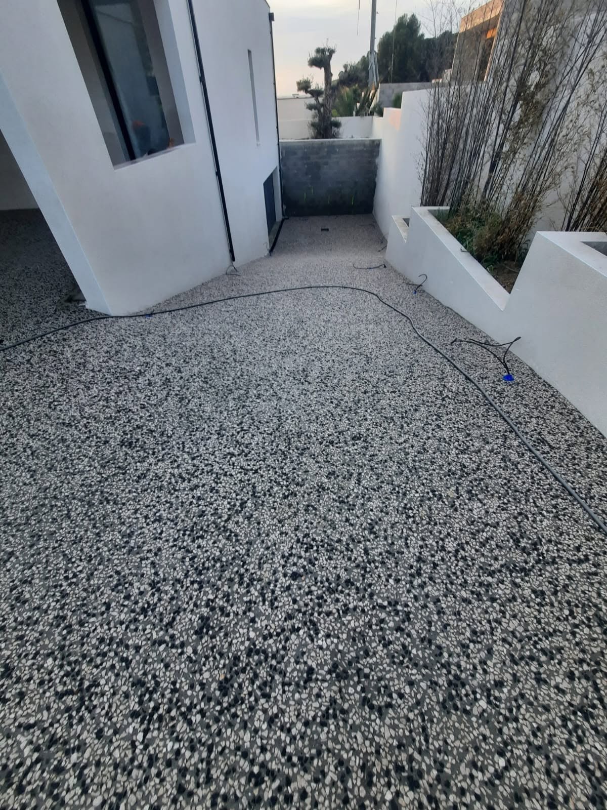 Après : Béton désactivé teintes chaudes