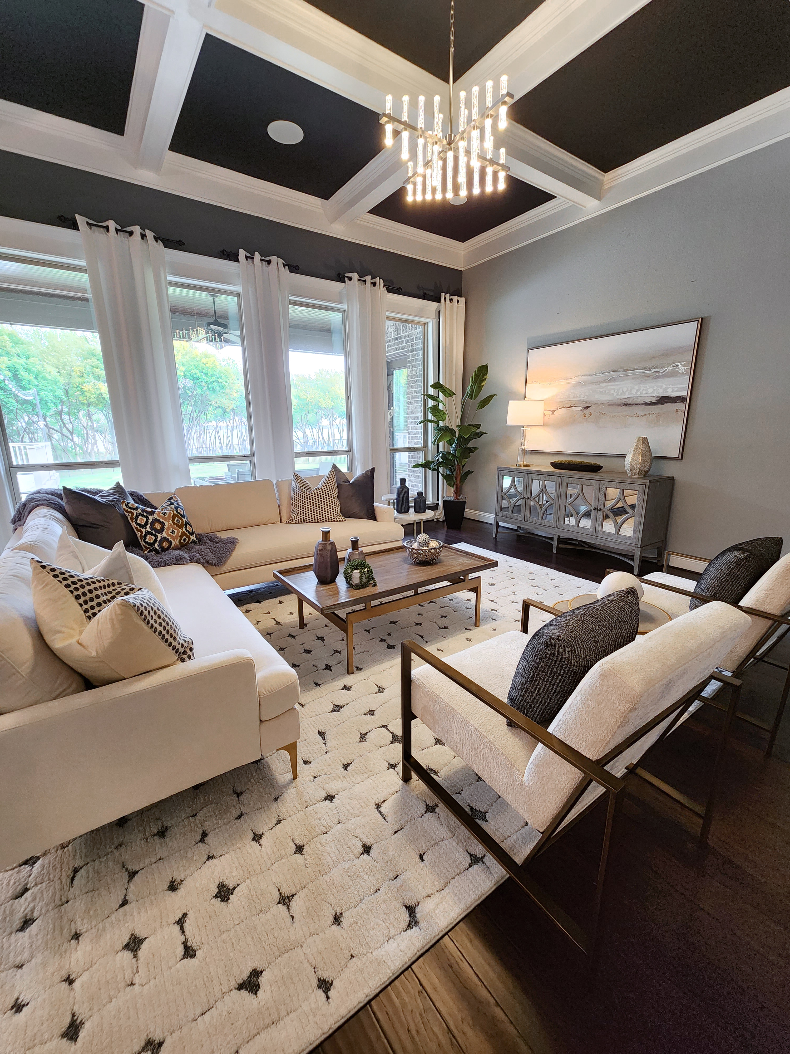 Vacant Staging