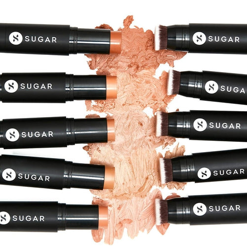 Royal Glow Illuminating Moisturizer swatch & model look