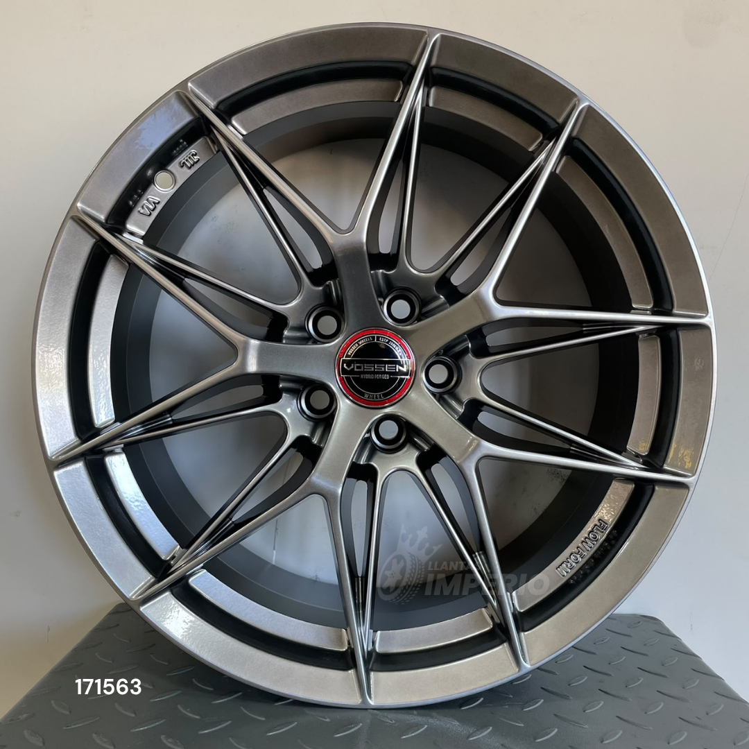 Rin VOSSEN HYPER BLACK 17X7.5 5-100 - Llantas Imperio