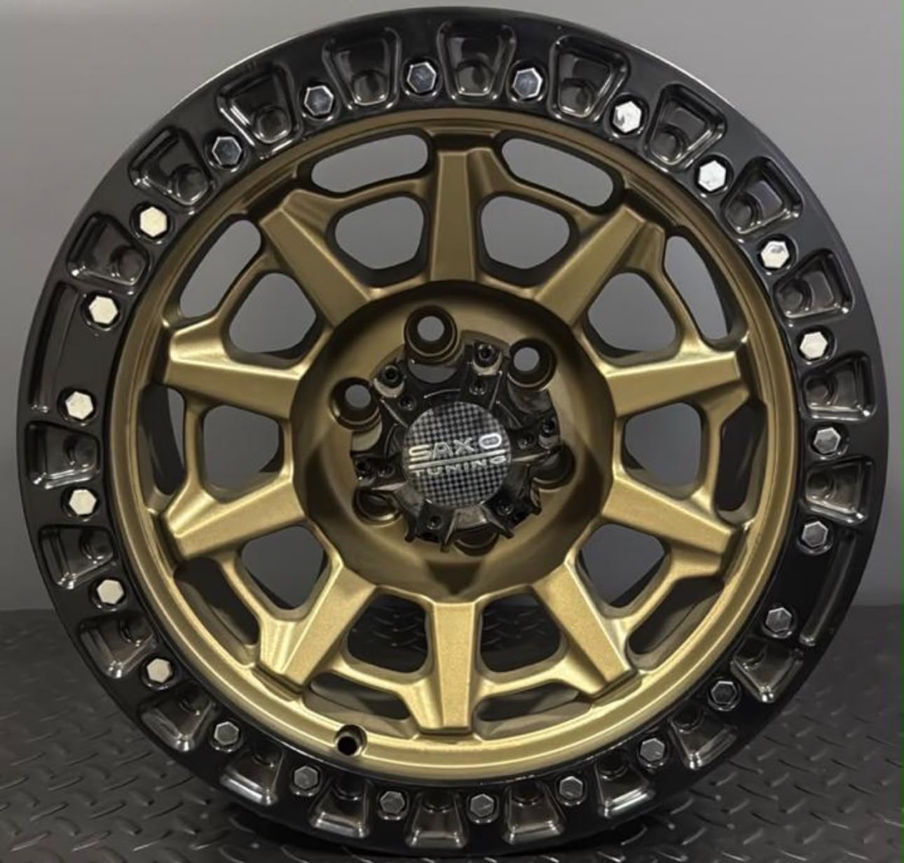 Rin 15X8 6X114.3 NEGRO BRONZE SATIN 15X8 6-114.3 - Llantas Imperio