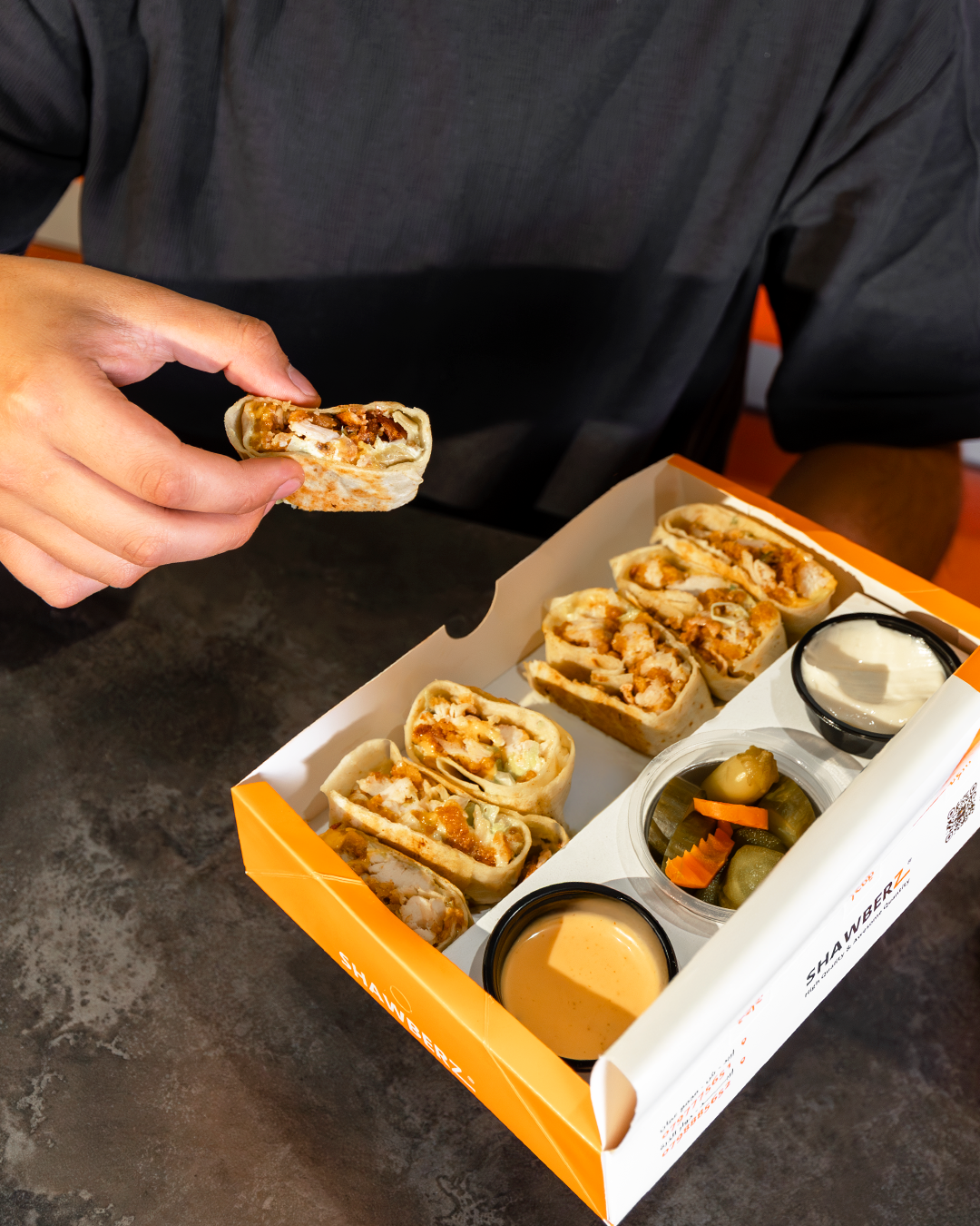 SHAWBERZ Sliced Arabic Shawarma Bites and Garlic Dip