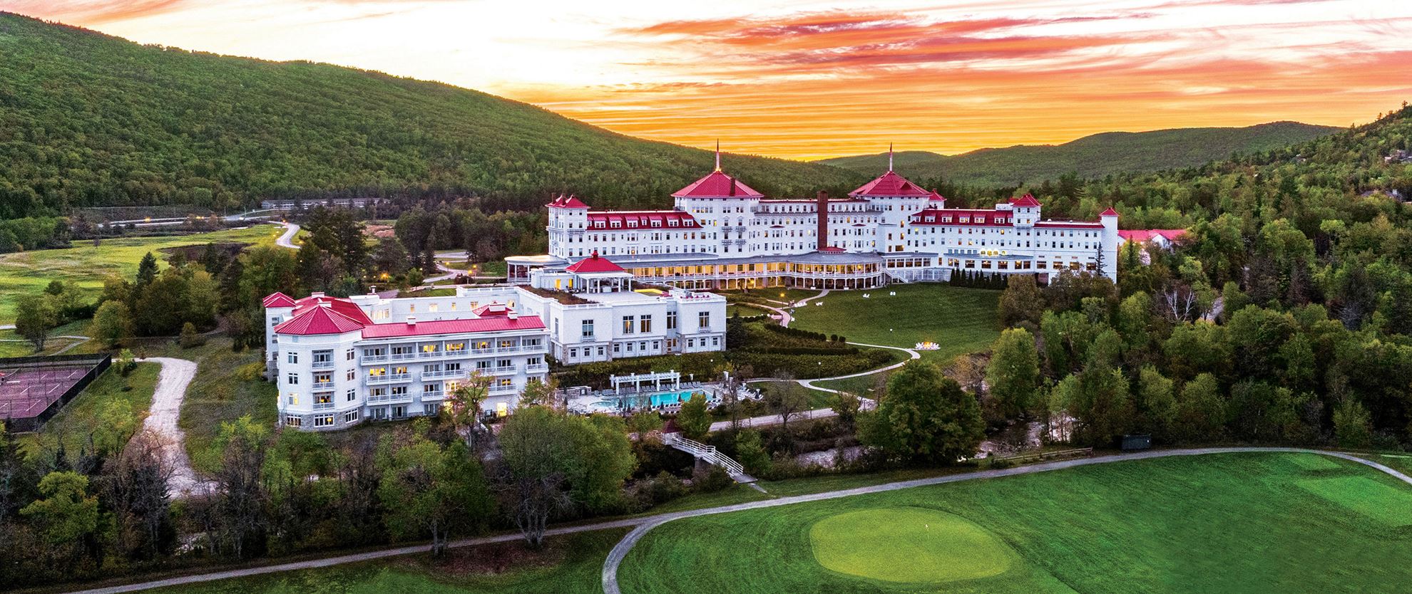 Omni Mount Washington Resort historic White Mountains grand hotel New Hampshire — photo 1