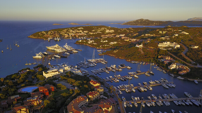 Lagoon 52 Luxury Catamaran sailing in Costa Smeralda Sardinia — photo 2