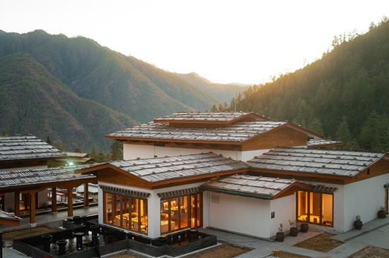 Taj Tashi Thimphu Dzong architecture hotel Bhutan — photo 2